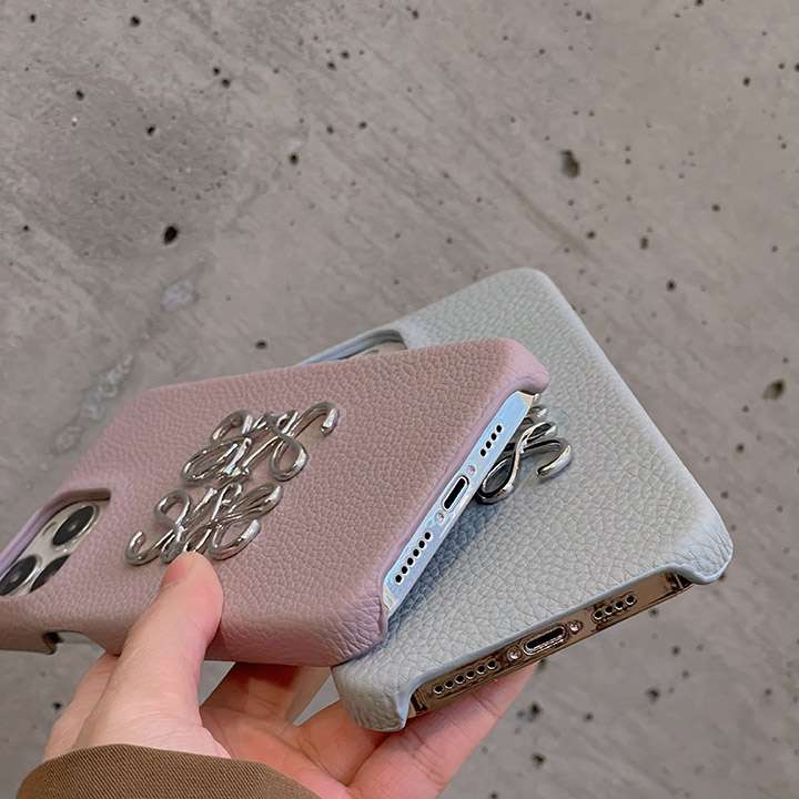 loewe ロエベ アイホン 14 プロカバー メタルロゴ