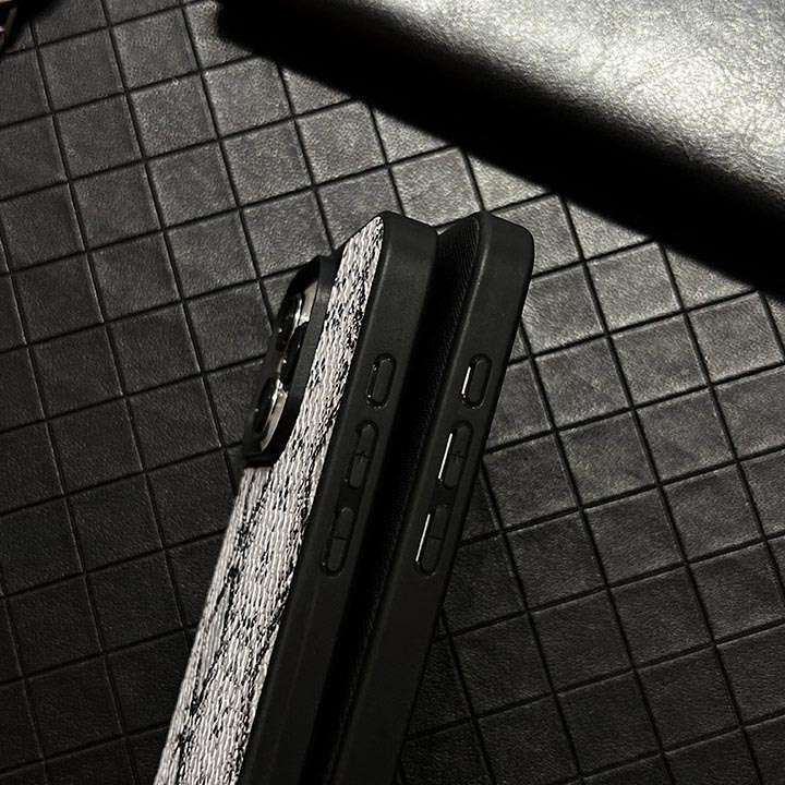 メタルロゴ dolce&gabbana ドルチェ＆ガッバーナ iphone 14 スマホケース