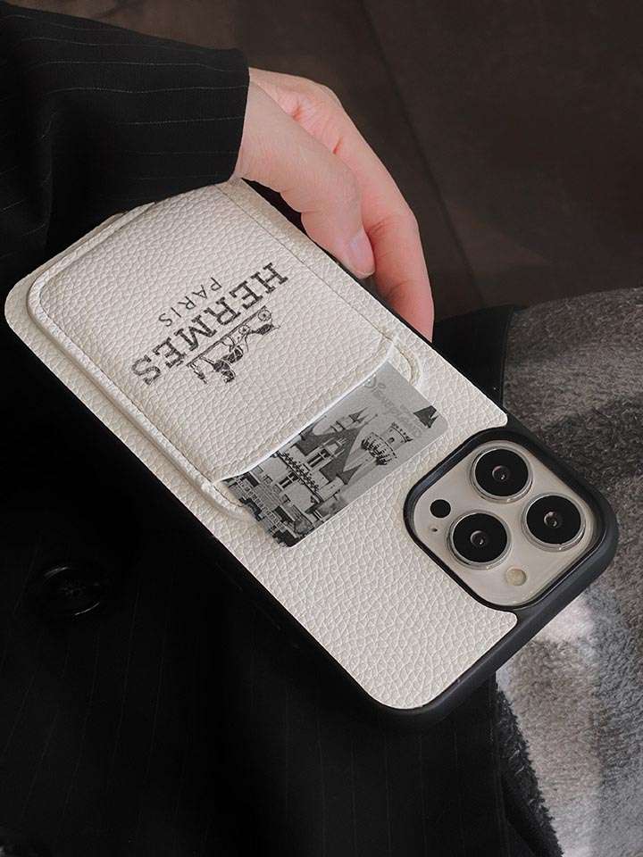 hermes iphone15ケース 女性愛用