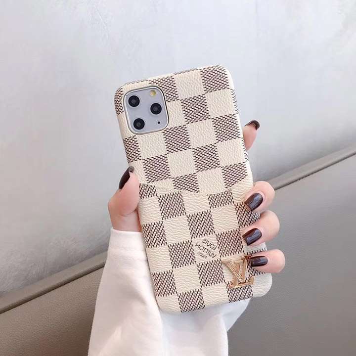 グッチ gucci 個性 iphone 15プロ