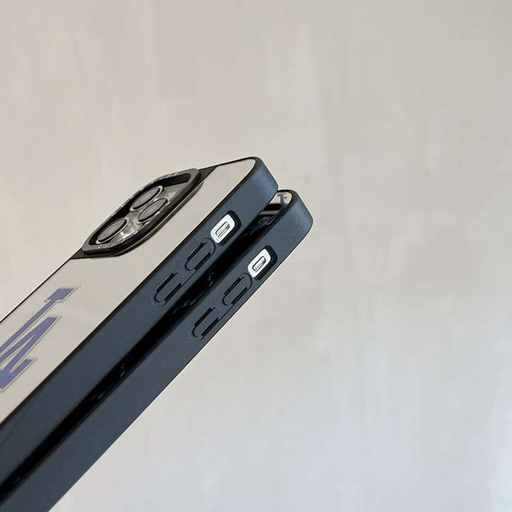 アイフォン 15 plus カバーニューヨーク・ヤンキース ny