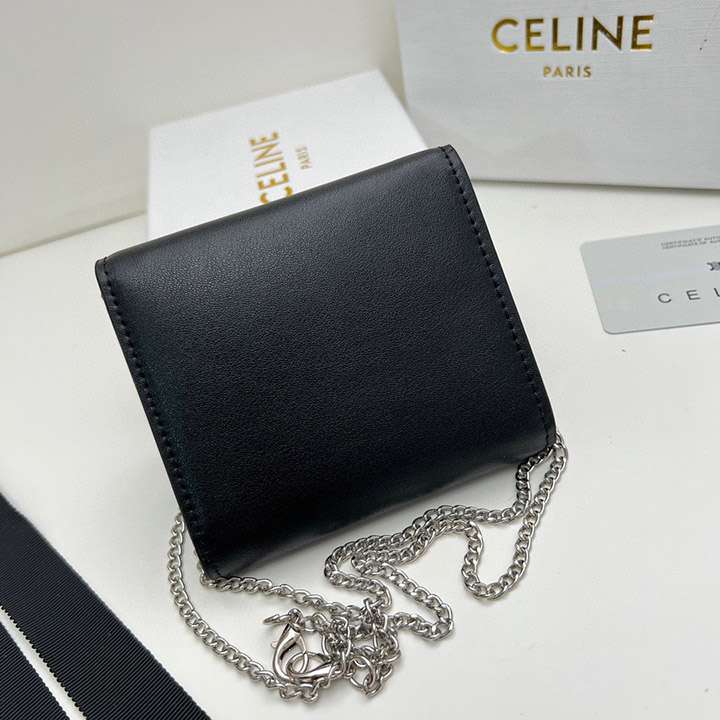 celine 肩掛け財布