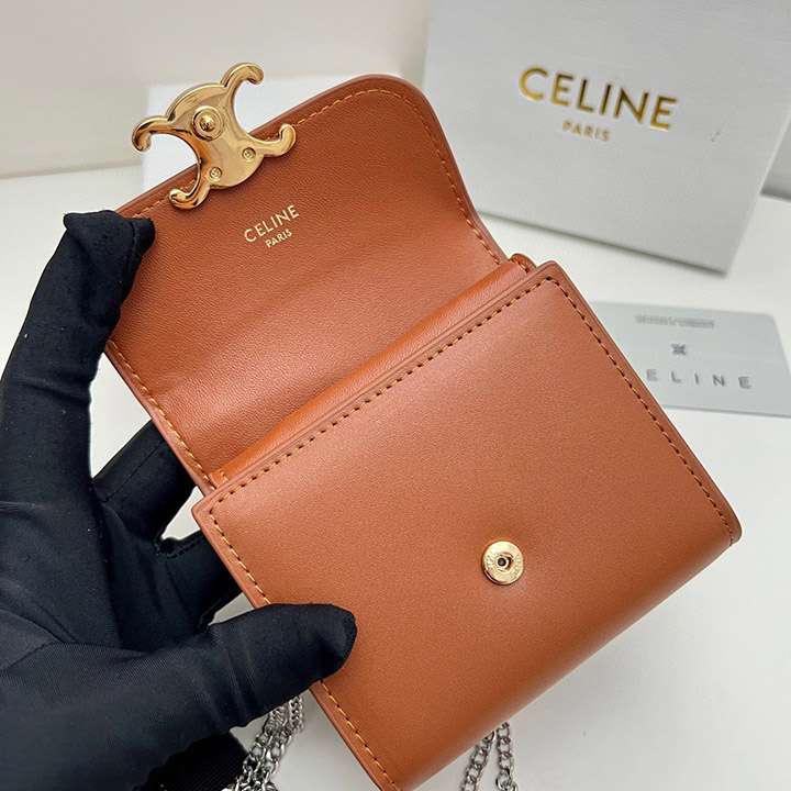 celine 肩掛け財布