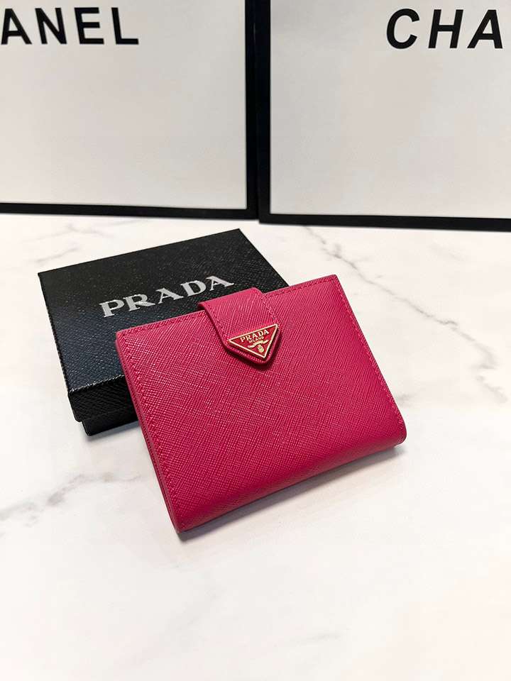 Prada 財布付き