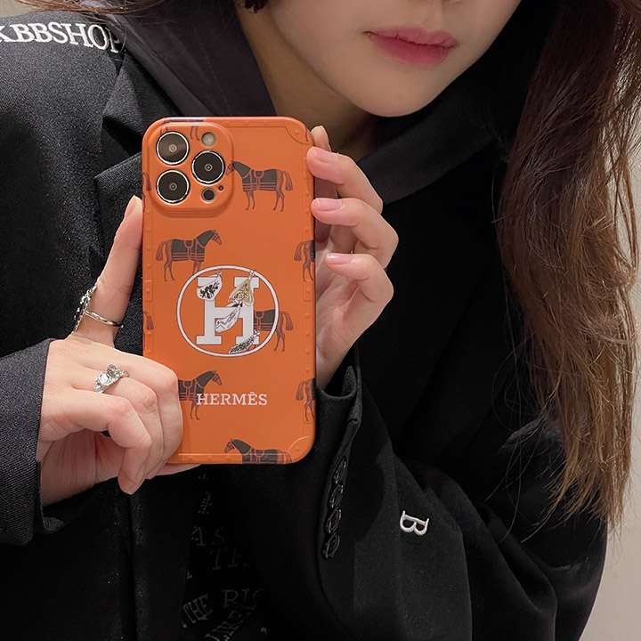 hermes iphone15 pro maxカバーオレンジ