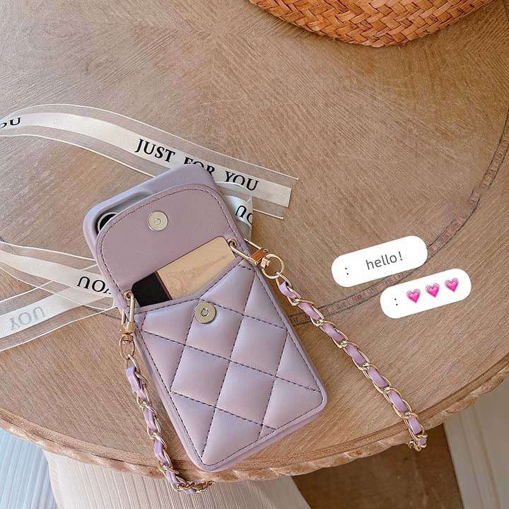 シャネルiphone 16 proケース チェーン 付き