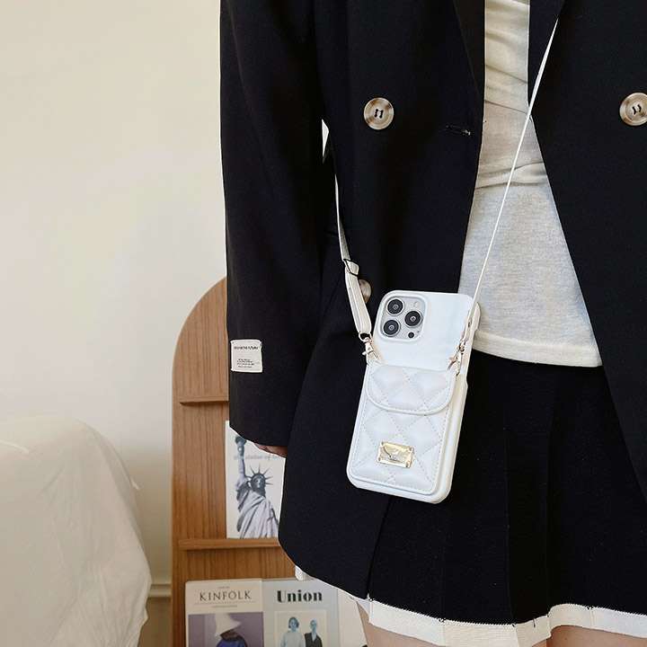 swarovski iphone16 proショルダーケース