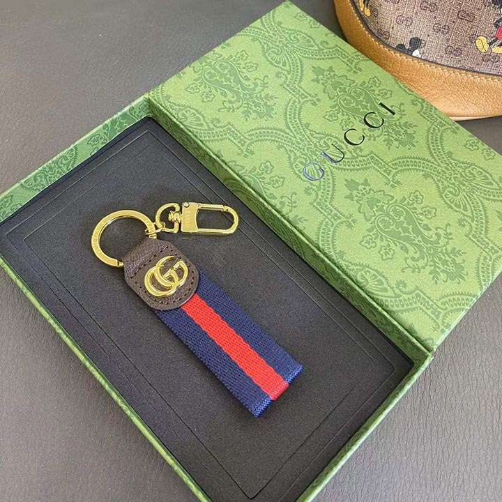 グッチ ゴールド キーホルダー