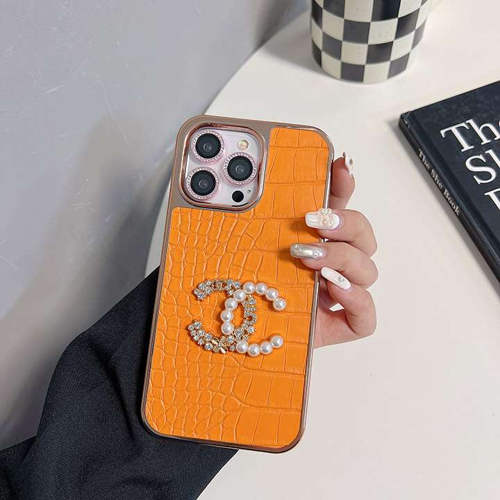 シャネルiphone15スマホケースハンドメイド