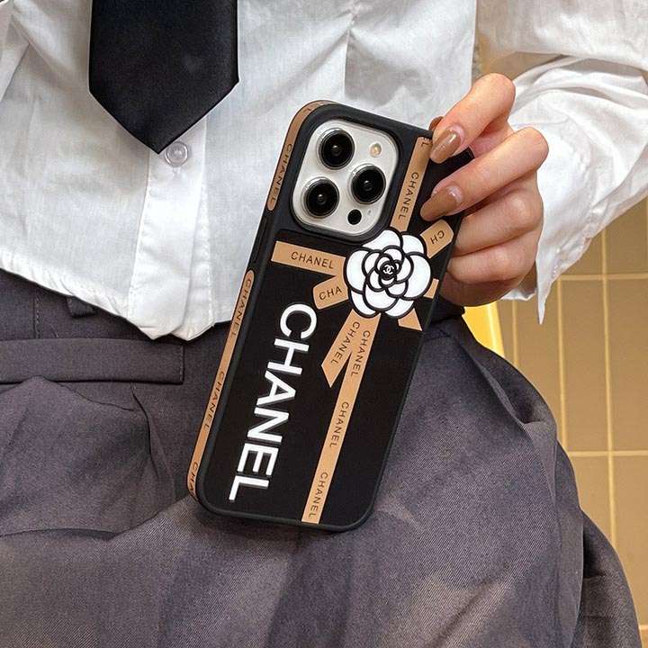 chanel アイフォン14スマホケースツバキ