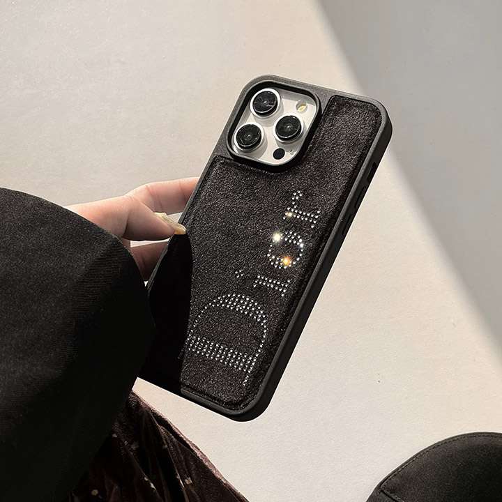 chanel iphone15ケースラインストーン付き