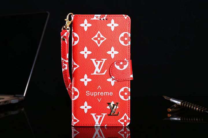 ルイヴィトンiphone15 plusケース手帳