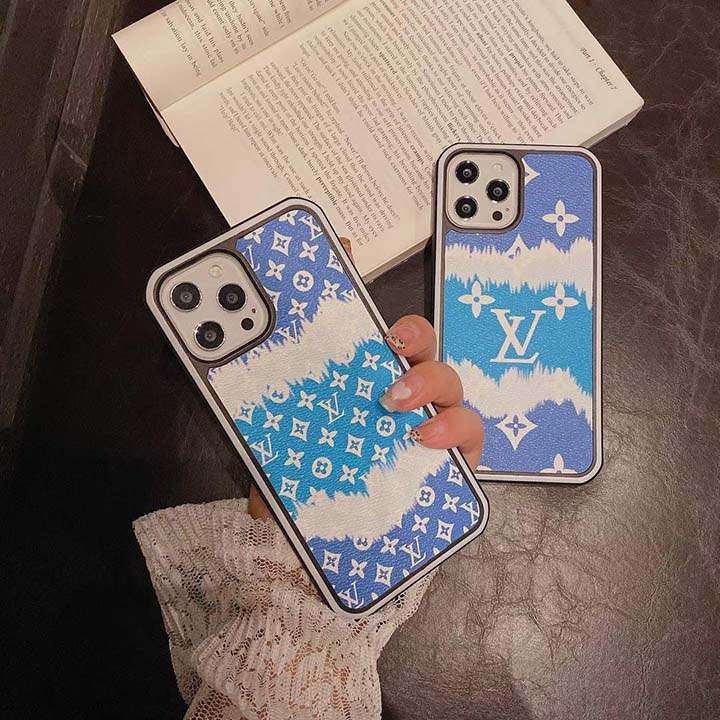 vuitton iphone15ケース革製