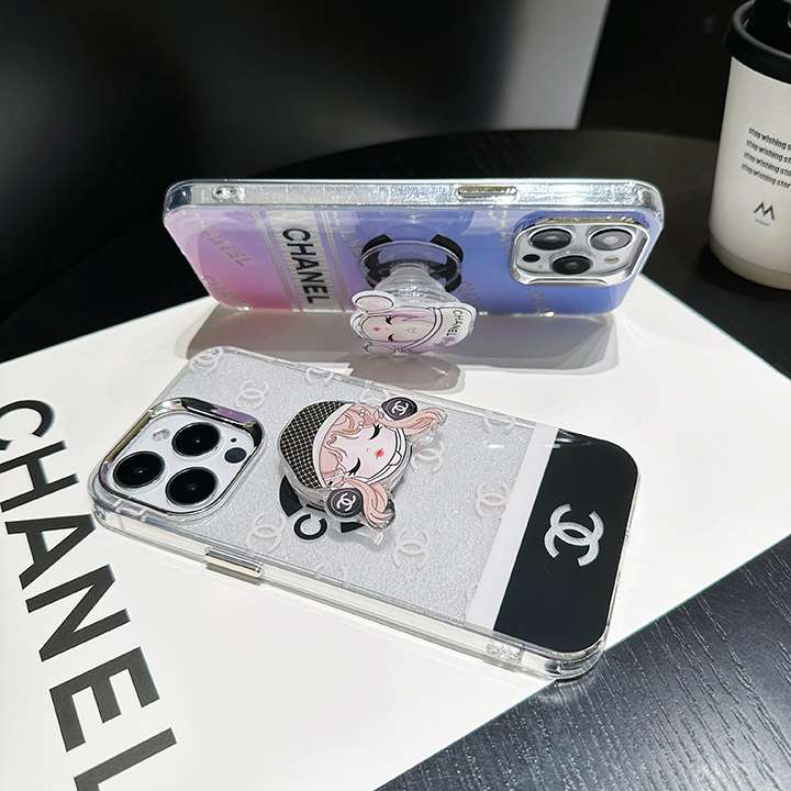 chanel iphone15 proケースドールスタンド