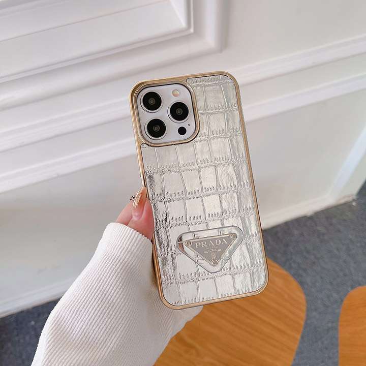 prada iphone15ケース ワニ柄