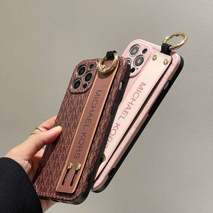 マイケルコースiphone15ケース