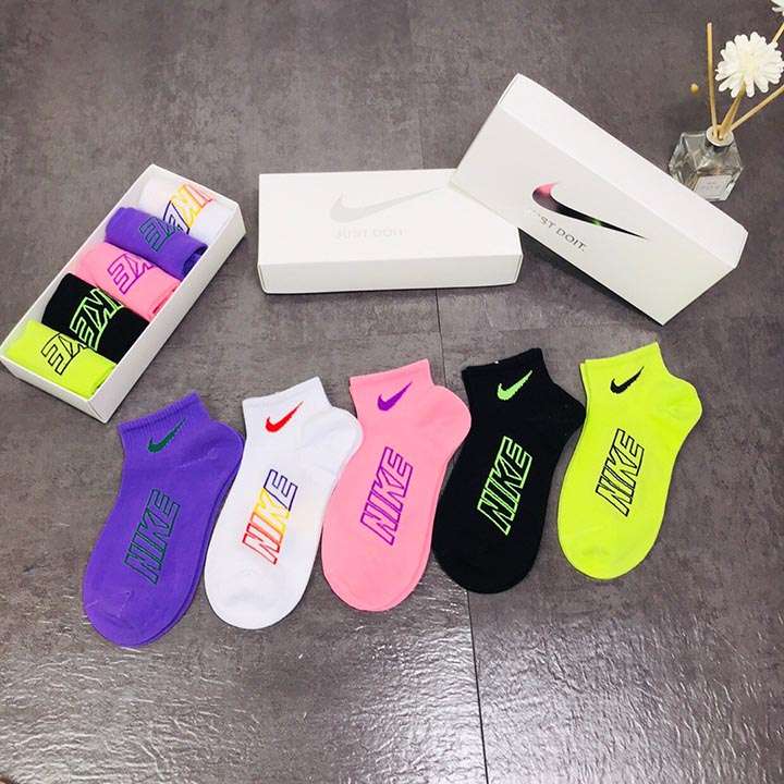 スポーツ風 NIKE クルーソックス