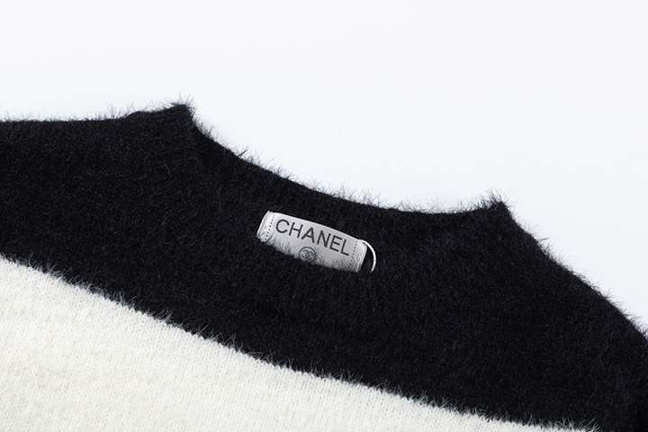 chanel セーター 黒白