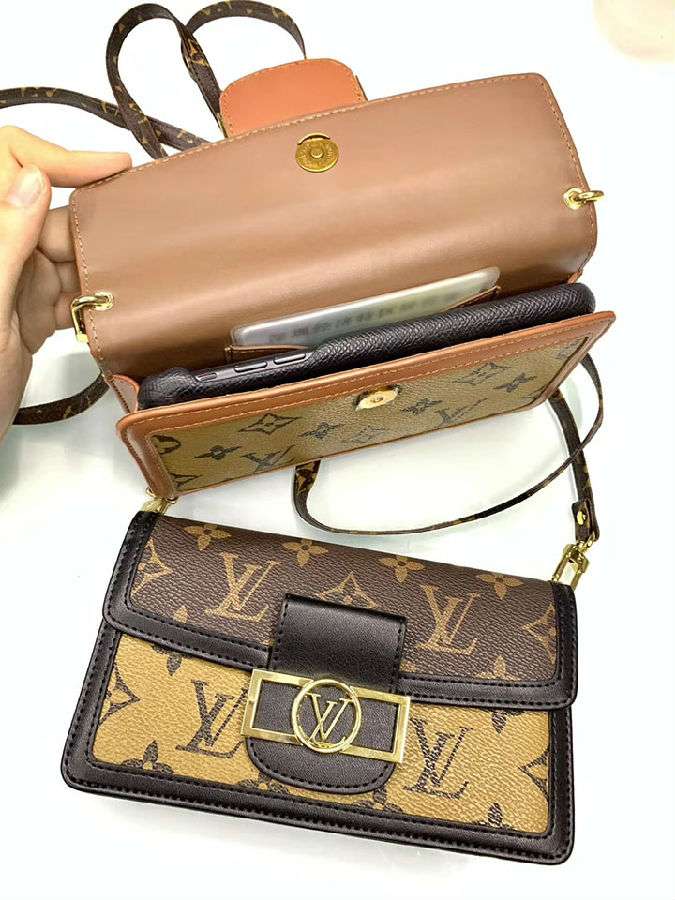 vuitton カード収納メンズ