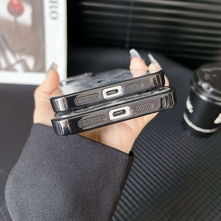 クロームハーツiphone15ケースキズ防止