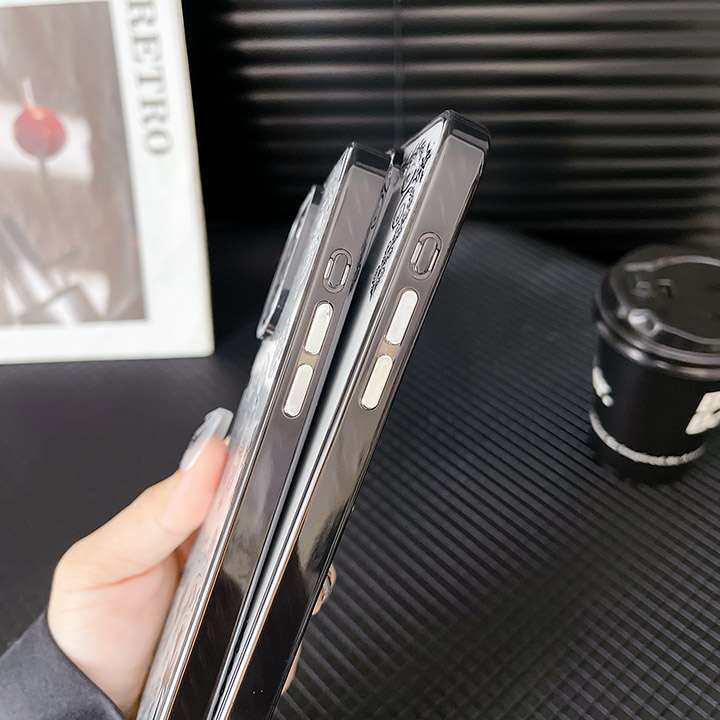 クロームハーツiphone15ケースキズ防止