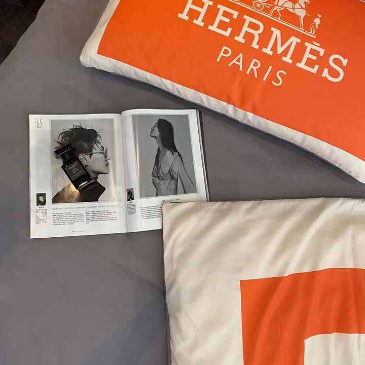 Hermes bed cover set