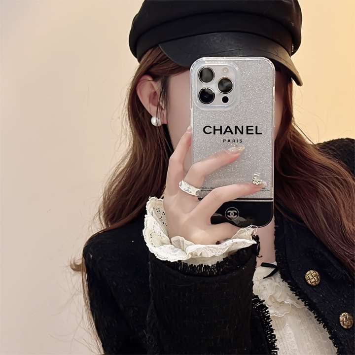 chanel iphone 15ケースバンパー