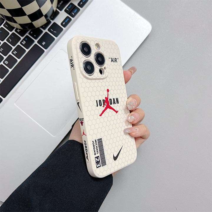 高校生iphone15plusケースナイキ