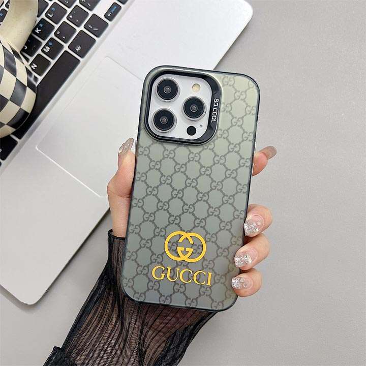 versace iphone15 夜光 ケース