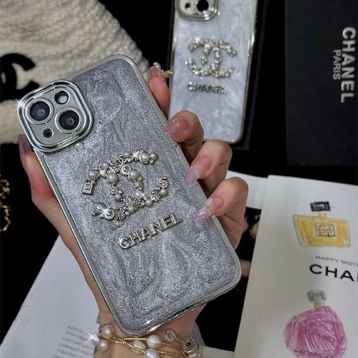 大人の女性向けchanel iphone15ケース電気メッキ