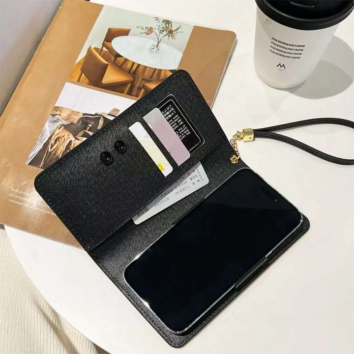 ルイヴィトンiphone16 カードケース2点セット