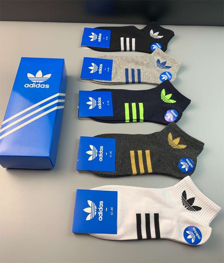 Adidas 5足セット