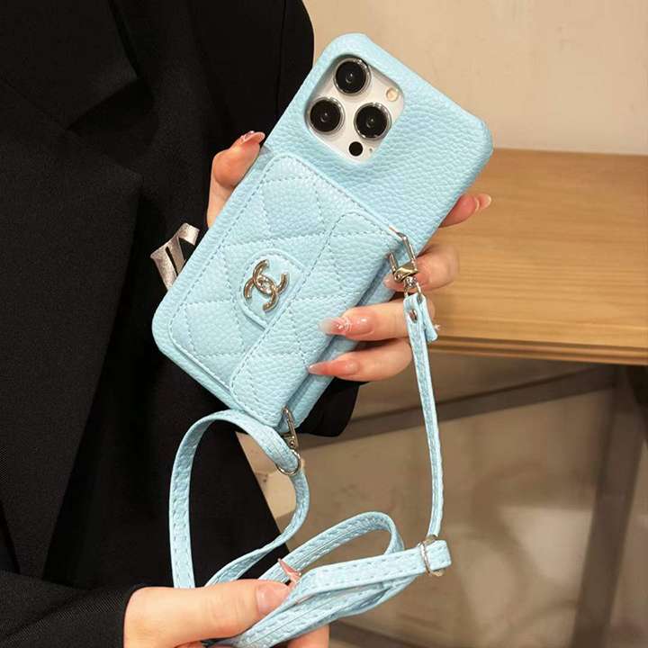 シャネルiphone16 proケース 手ぶら女子 カワイイ