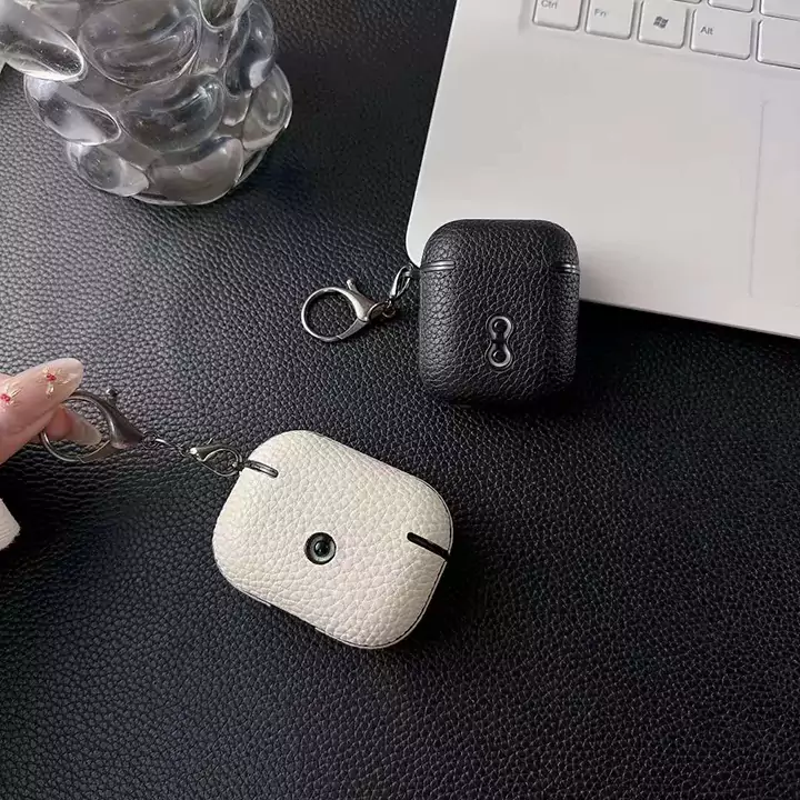 マルジェラ airpods4ケース 4ステッチ