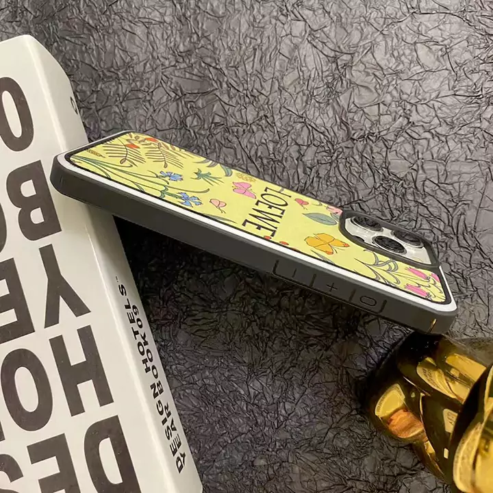 ロエベ galaxy s24 ケース