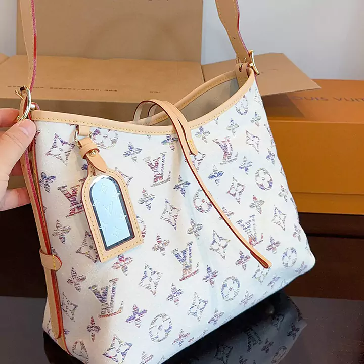 LV 66色の糸 ショルダーバッグ
