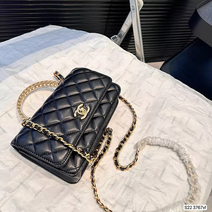 Chanel ミニマトラッセ 黒 ブラック