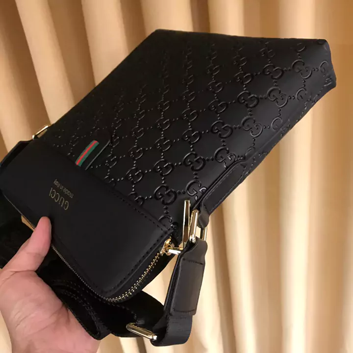 Gucci メンズ バッグ