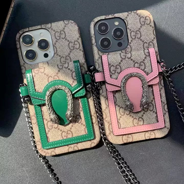 gucci iphone16 plusケースチェーン付き