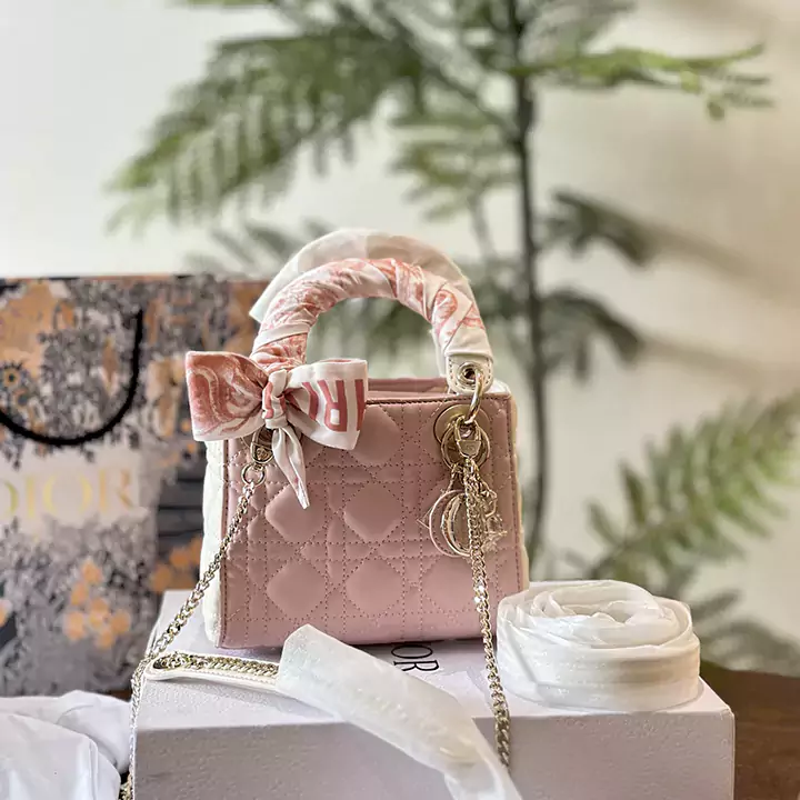 DIOR ミニバッグ 彼女