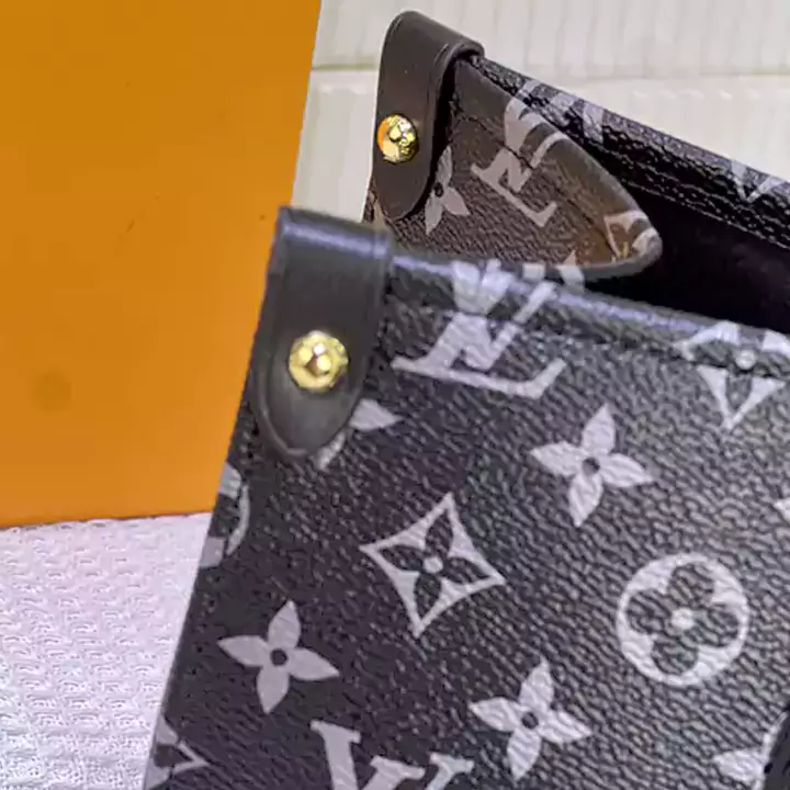 ルイヴィトン オンザゴー トート レデイース