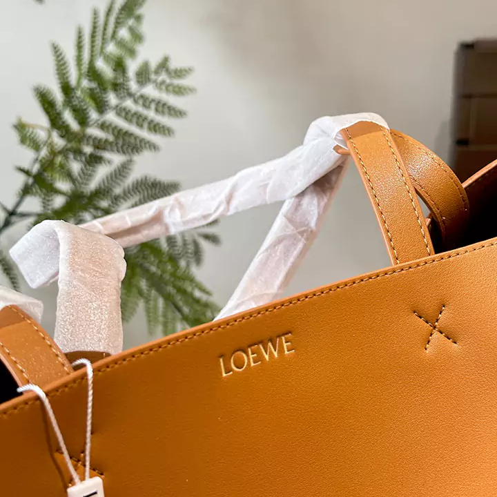 LOEWE 折り畳みトートバッグ