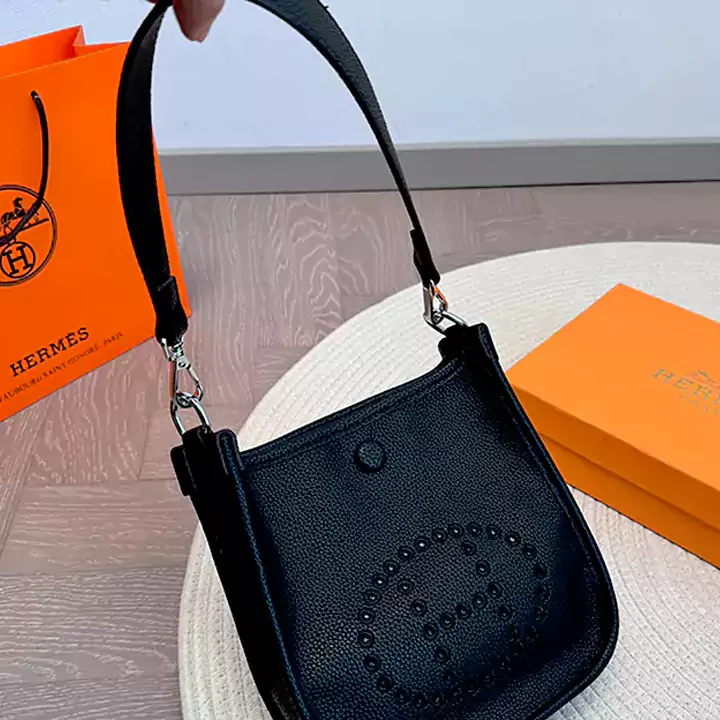エルメス エヴリンショルダーバッグ