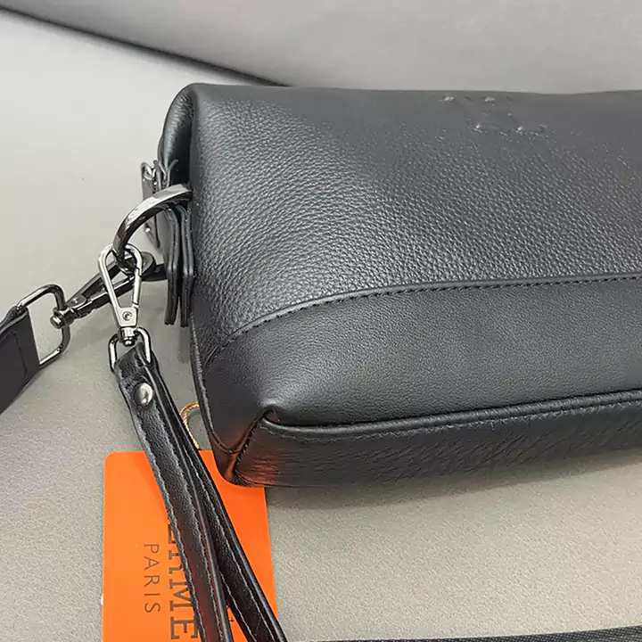 hermes クラッチバッグ 斜め掛け