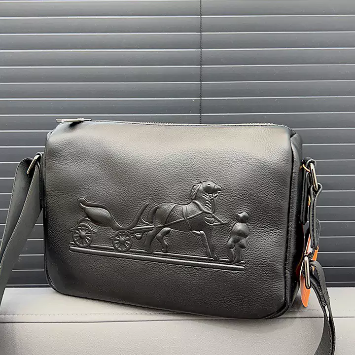 hermes 斜 めがけ バッグ おしゃれ