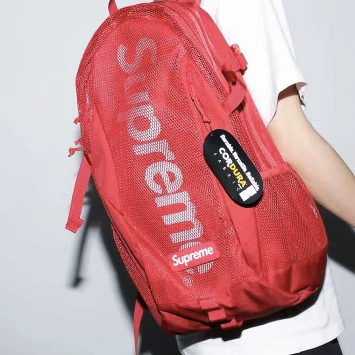 Supreme リュック 高校生