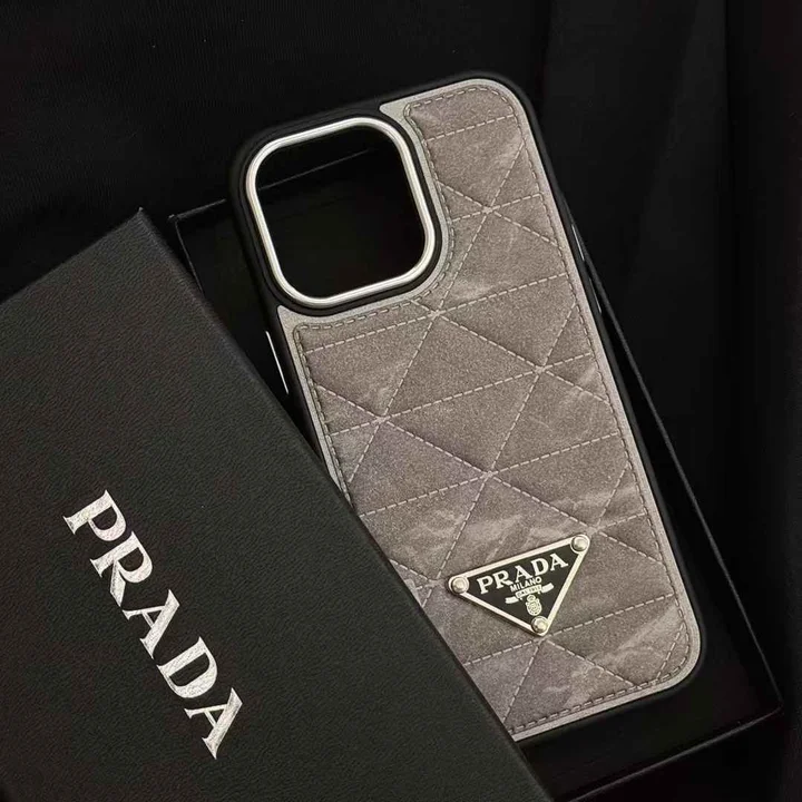 prada iphone16 pro maxケース 肌感
