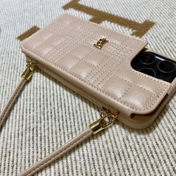 バーバリーiphone16スマホケース 斜めがけ