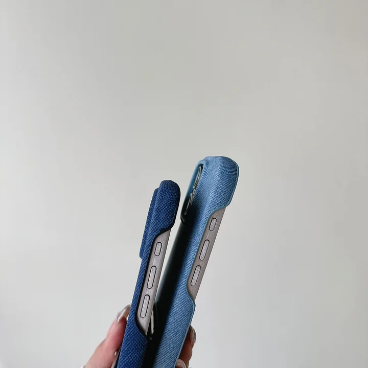 プラダ iphone16 proケース メンズ