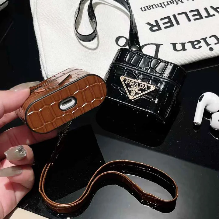 prada airpods 4ケース ストラップ付き